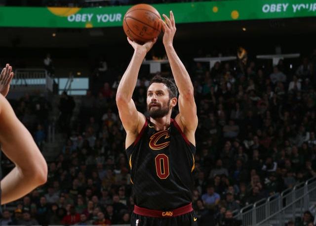 体育NBA：掘金客场114-109击败步行者